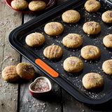 Le Creuset Rectangular Baking Sheet 31cm