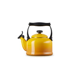 Le Creuset Traditional Kettle with Fixed Whistle 2.1L in Nectar