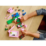 LEGO®  Minecraft The Pig House