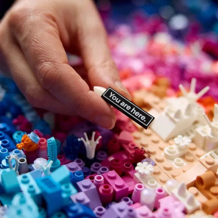 LEGO® The Milky Way Galaxy