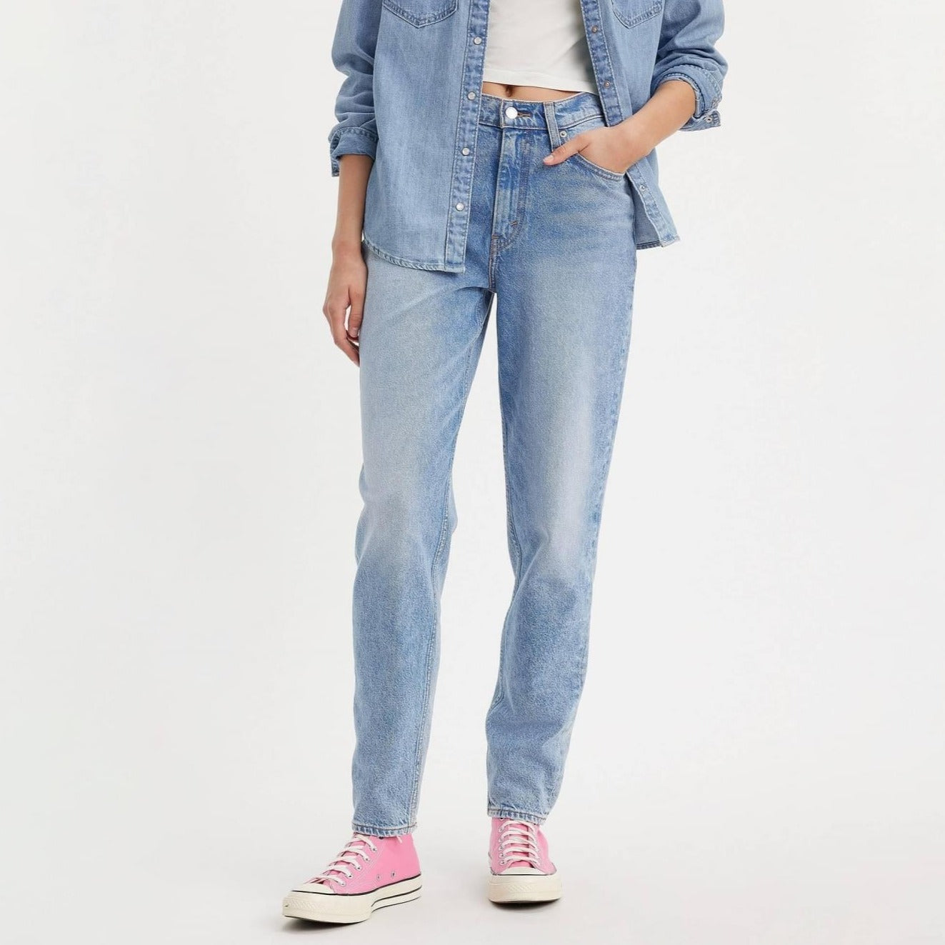 Levi's '80s Mom Jeans in How'S My Driving Blue