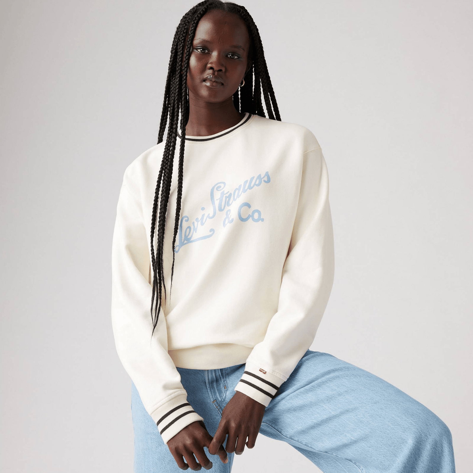 Levis white sweatshirt discount
