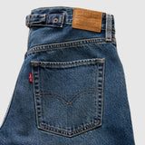 Levi's Loose Taper Jeans In Medium Wash (29" Length)
