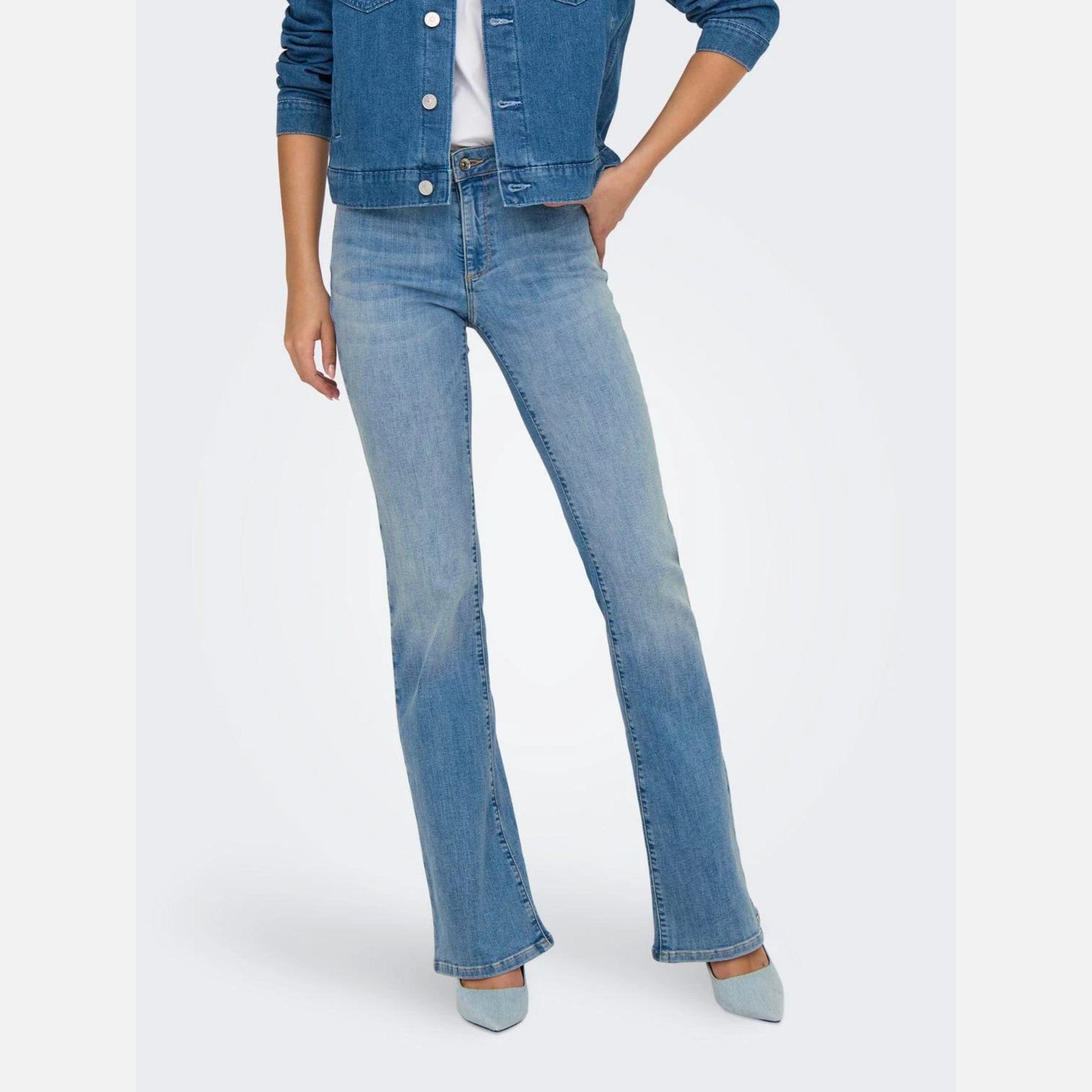 ONLY ONLANN Flared Fit Jeans In Light Blue Denim 32 Length