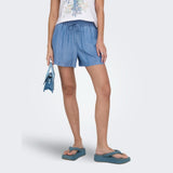 ONLY ONLCHARIS Pull Up short In Medium Denim