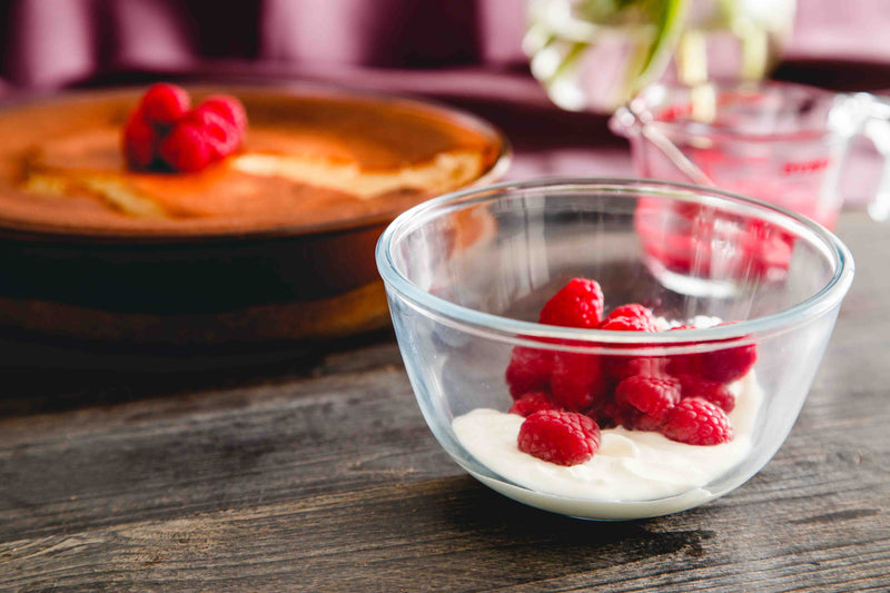 Pyrex Glass Mixing Bowl