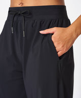 Sweaty Betty Explorer 25" Trouserm in Black