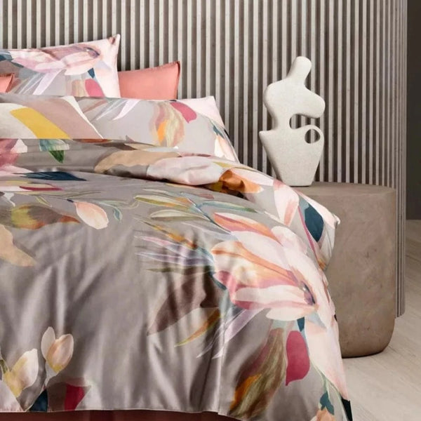 Sheridan Valensi Standard Quilt Cover Set