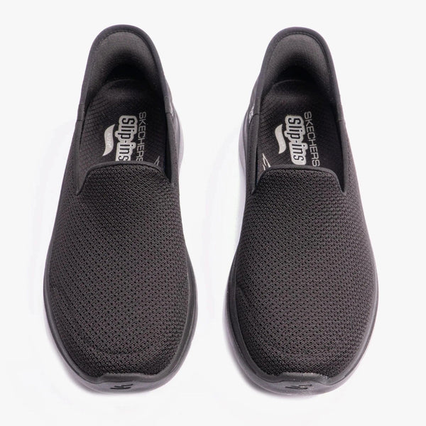 Skechers Trainers Go Walk Arch Fit Derlara in Black