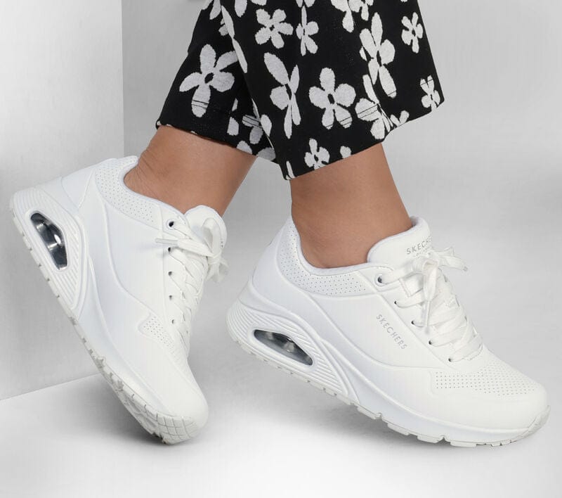 Skechers Uno - Stand on Air in White