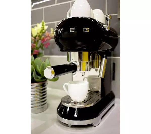 Smeg Espresso Coffee Machine Black ECF01BLUK
