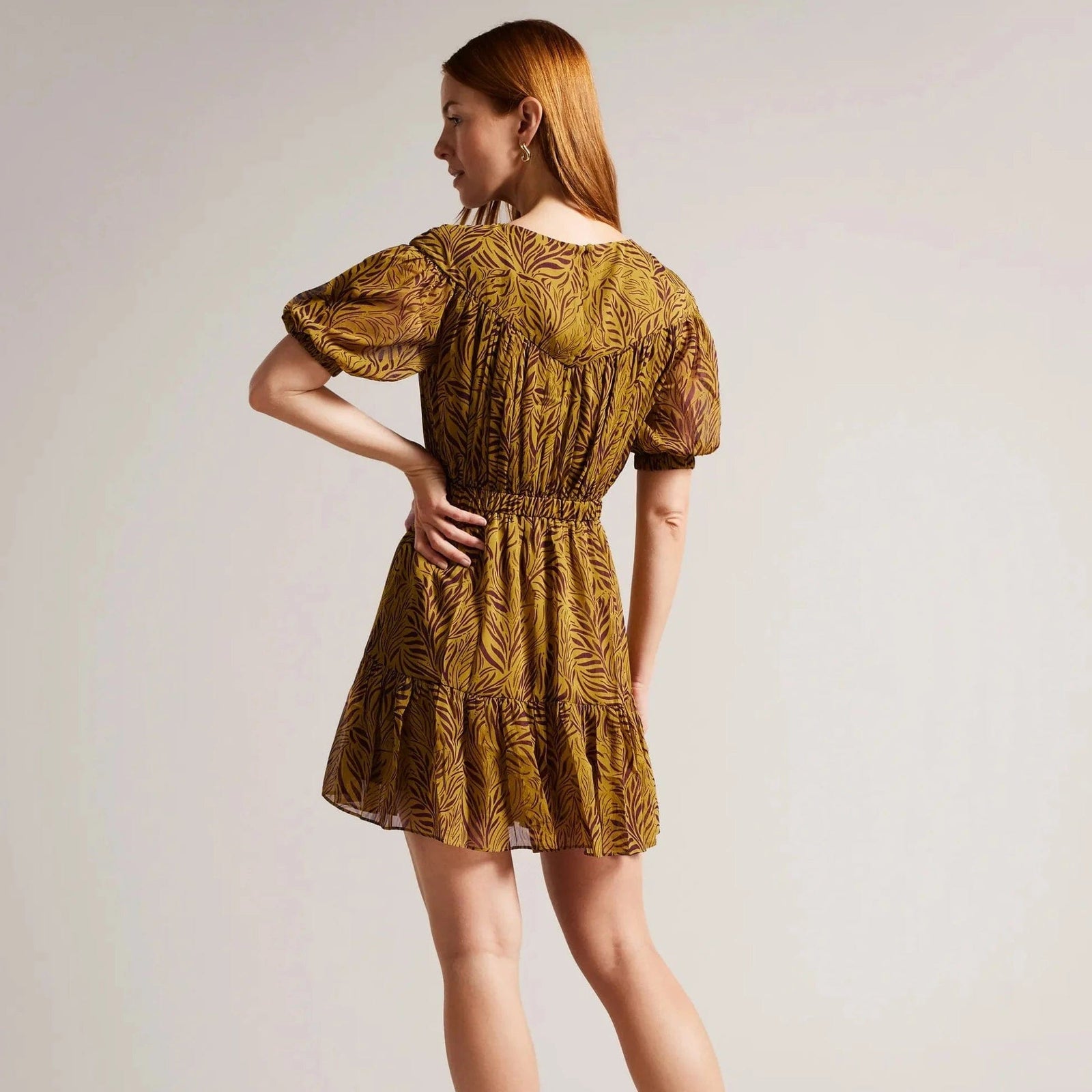 Ted Bakerミニワンピース Ted Baker Midori Bow-embellished One-shoulder Woven Mini