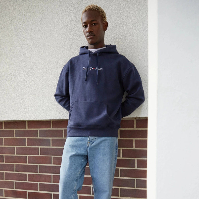 Tommy jeans 2025 sweatshirt urban outfitters