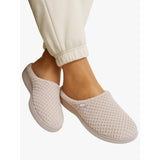 Totes Popcorn Terry Mule Slippers In Oat