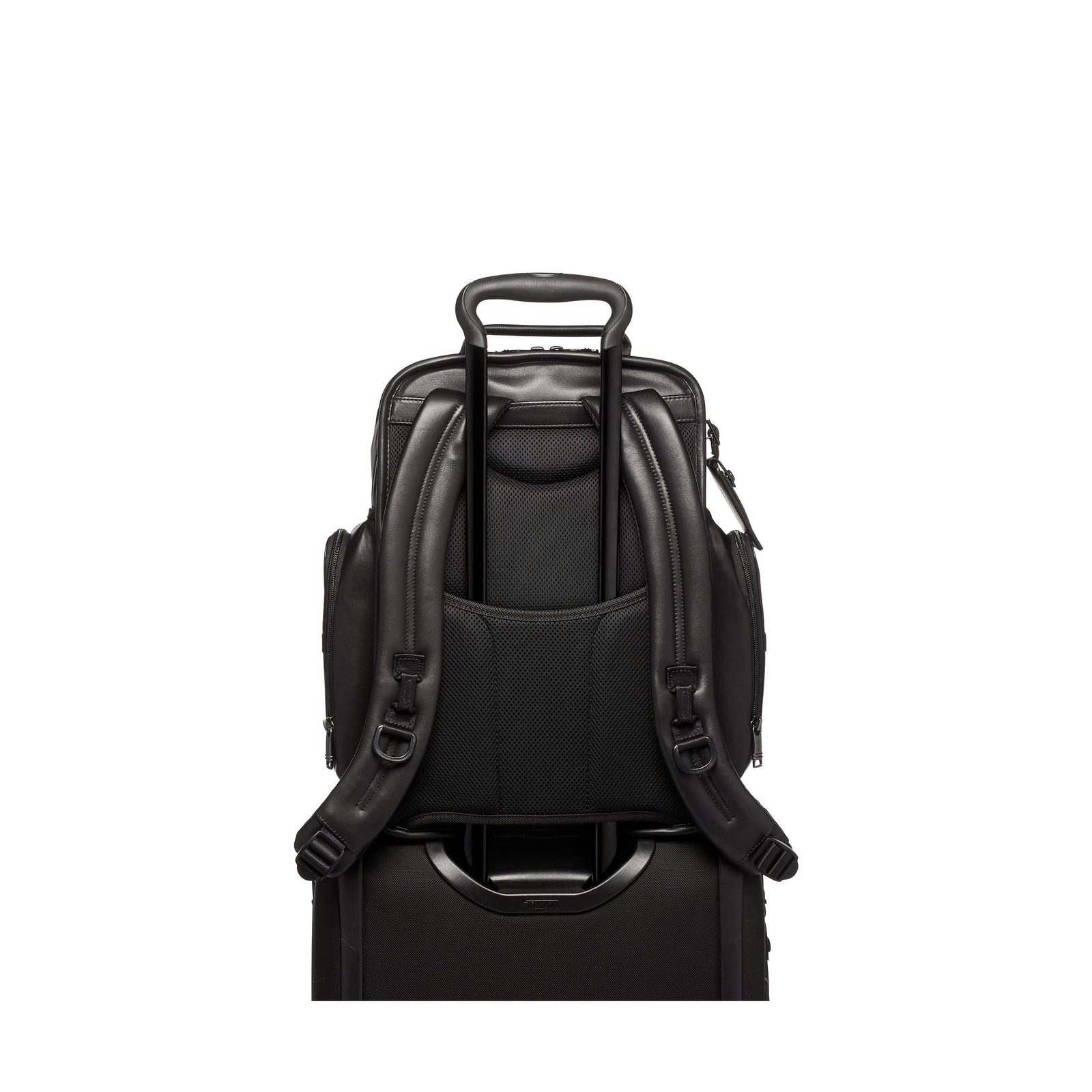 TUMI T-Pass® Business Class Brief Pack® Leather