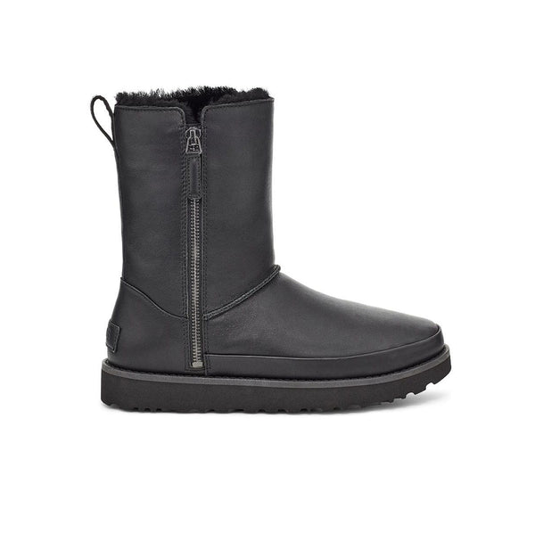 UGG Classic Zip Short Boots in Black