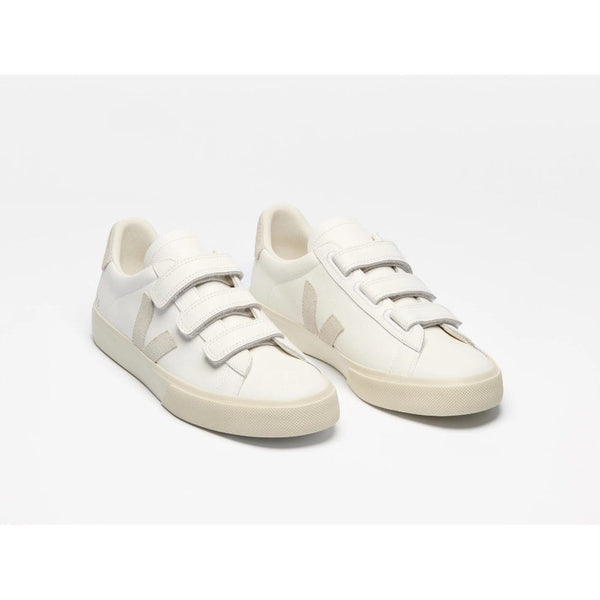 VEJA Recife Leather In White Natural