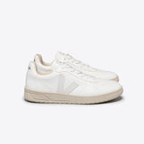 VEJA V-10 CWL Trainers in Full White