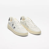 VEJA V-90 Leather In White Silver Black