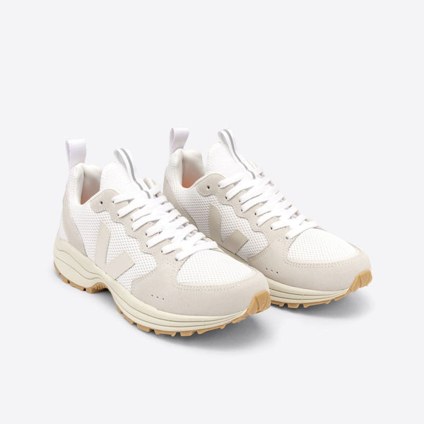 VEJA Venturi Alveomesh Trainers in White Pierre Natiral