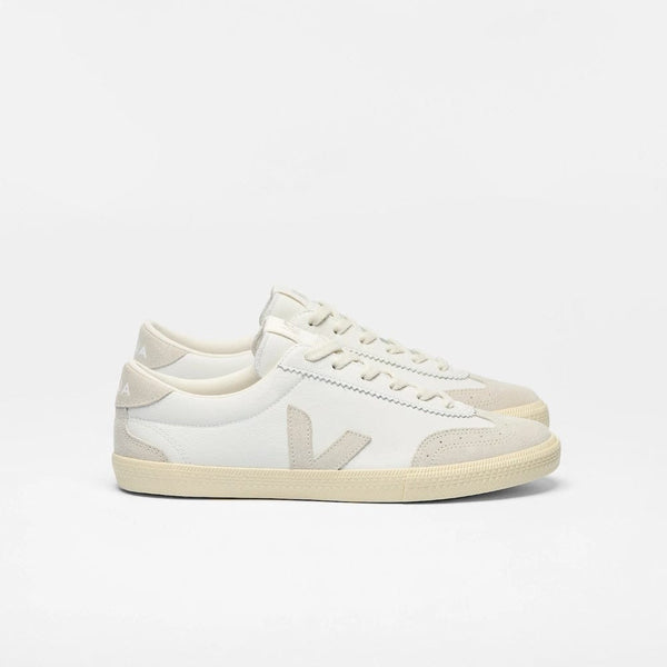 VEJA Volley Leather In White Natural