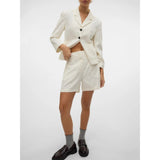 Vero Moda AWARE VMRILEY HW SHORTS In White
